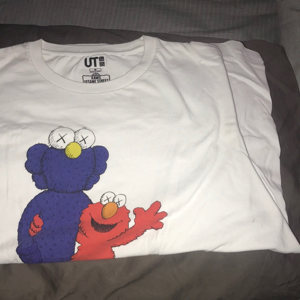 Kaws - Sesame Street - White - Blue - Red - M